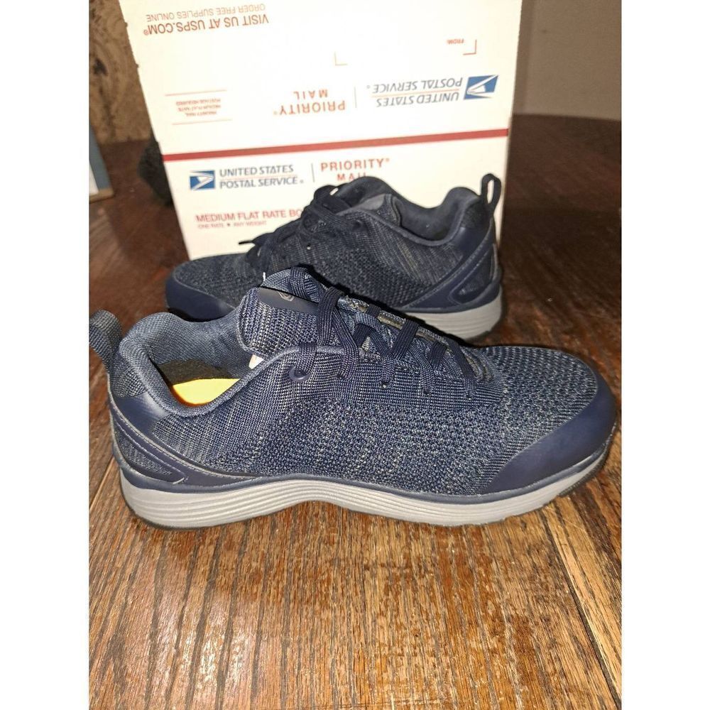 New 8.5W Keen Utility EH Electical Hazzard Shock Protection Steel Toe Sneakers - Picture 2 of 6